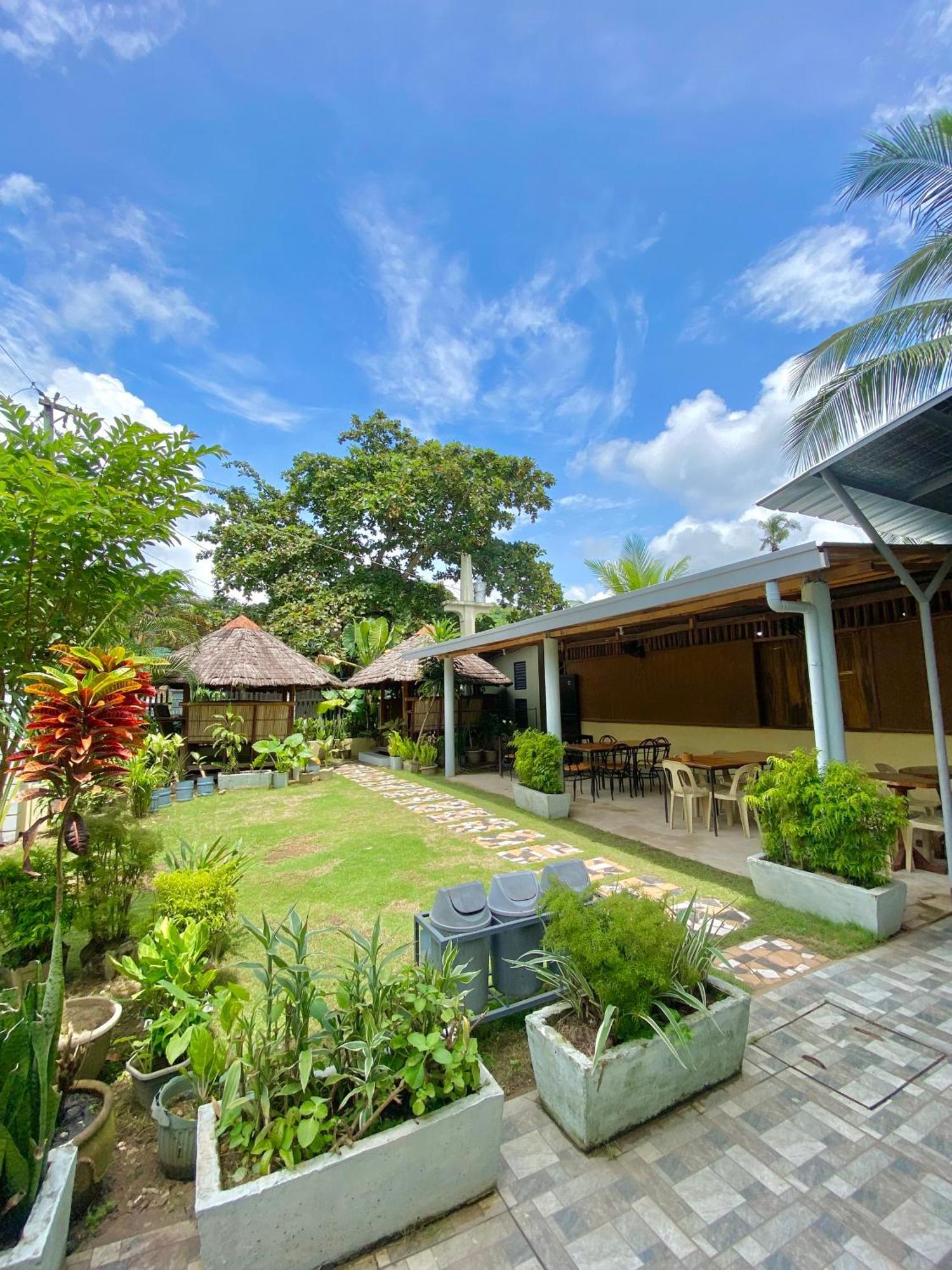 Coron Vista Lodge Exterior photo