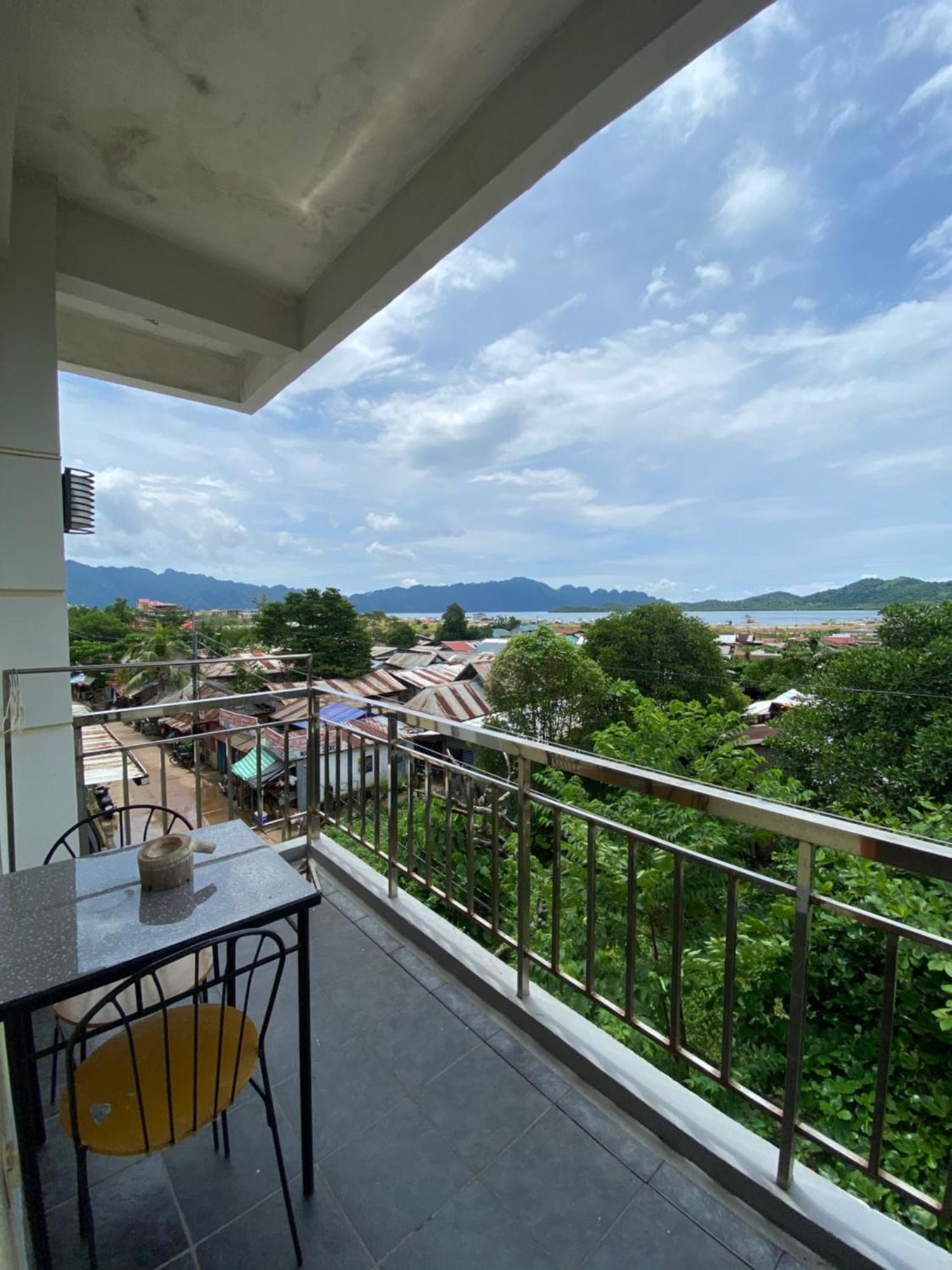 Coron Vista Lodge Exterior photo